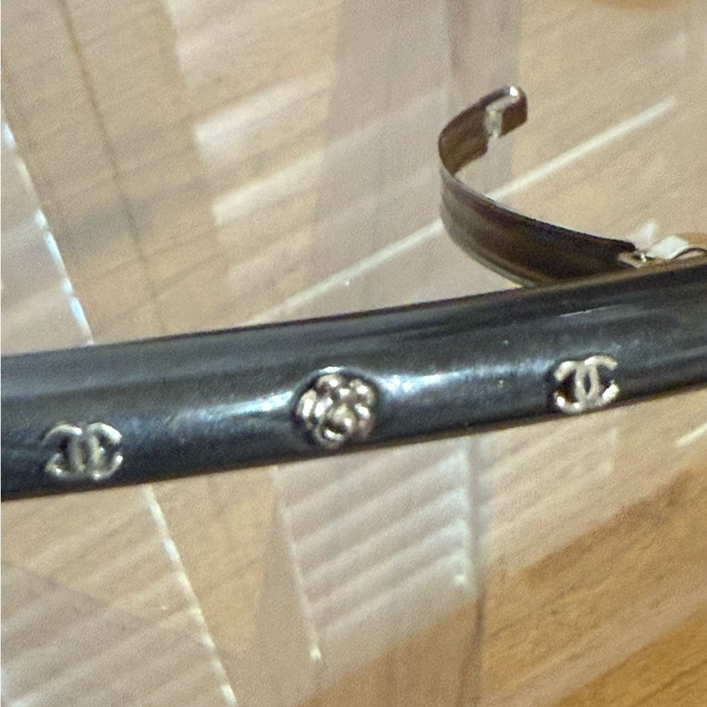 CHANEL Iridescent Black Hair Barrette with Silver Details