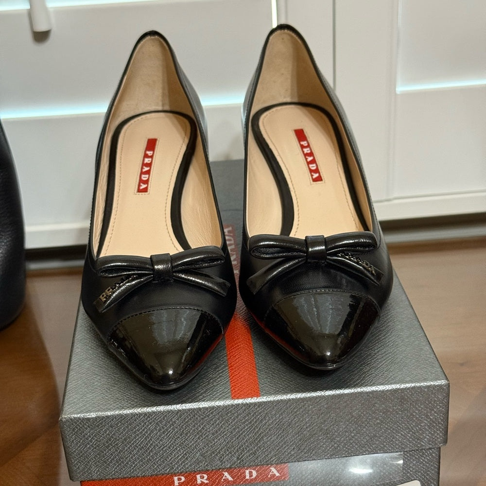 New Prada Women's Black Leather Bow Heels