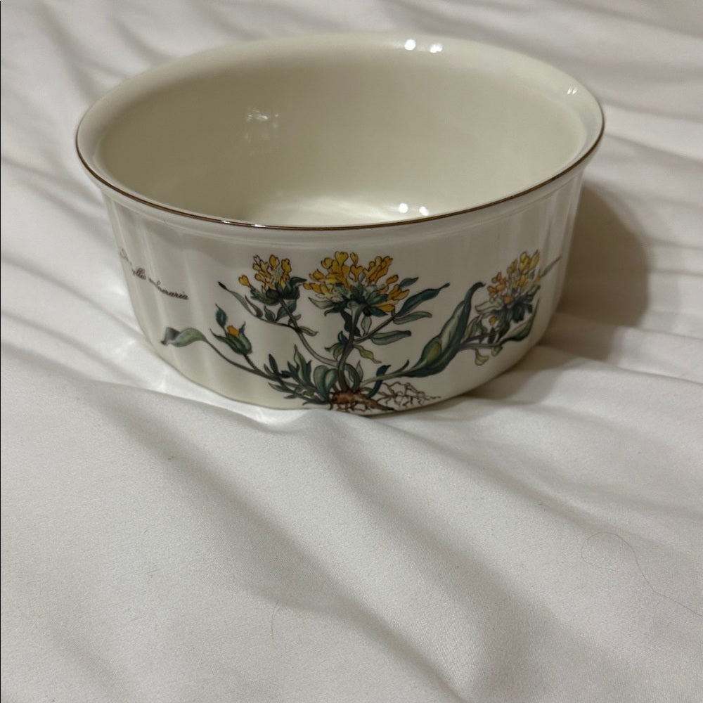 Villeroy & Boch White Bowl with Yellow Floral Design