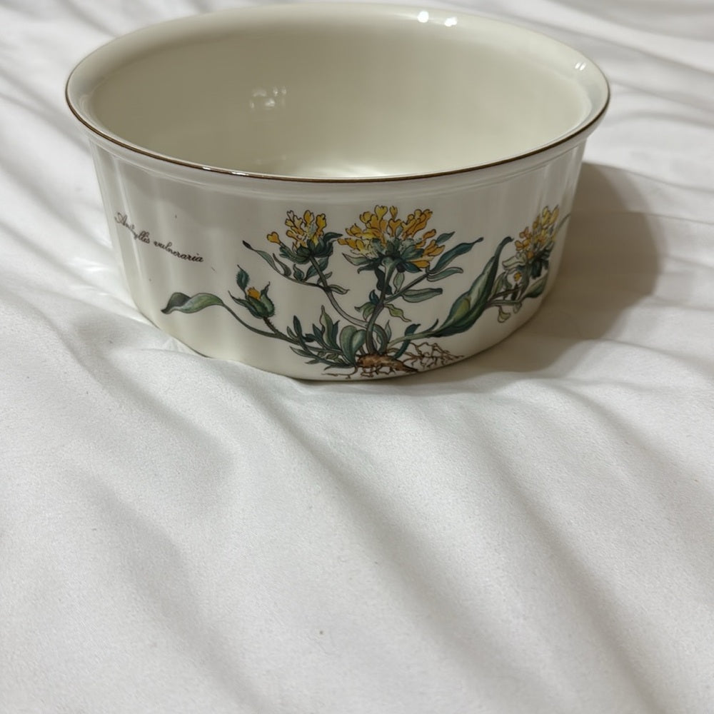 Villeroy & Boch White Bowl with Yellow Floral Design