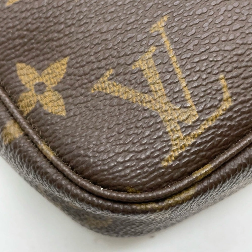 Louis Vuitton Monogram Pochette