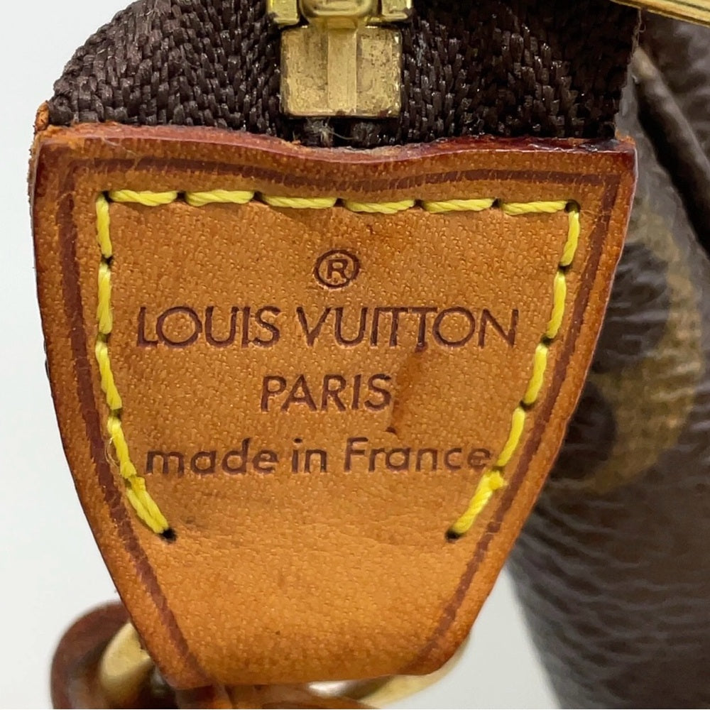 Louis Vuitton Monogram Pochette