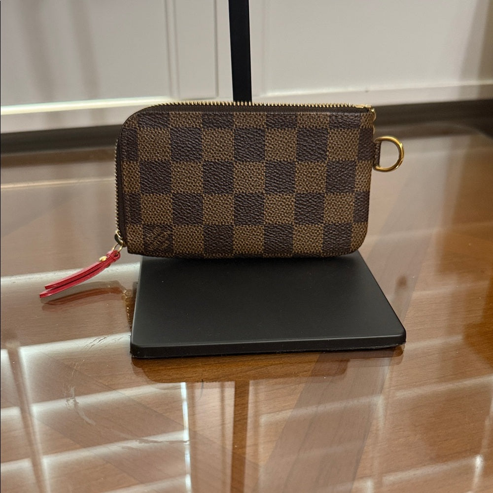 Rare Unused Louis Vuitton Trunks & Bags Damier Wristlet