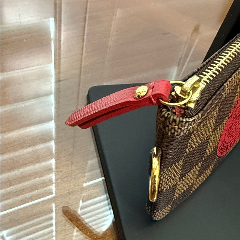 Rare Unused Louis Vuitton Trunks & Bags Damier Wristlet