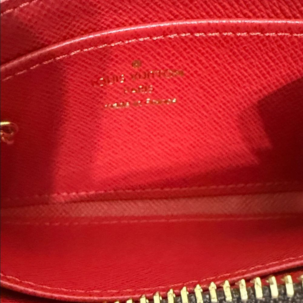 Rare Unused Louis Vuitton Trunks & Bags Damier Wristlet