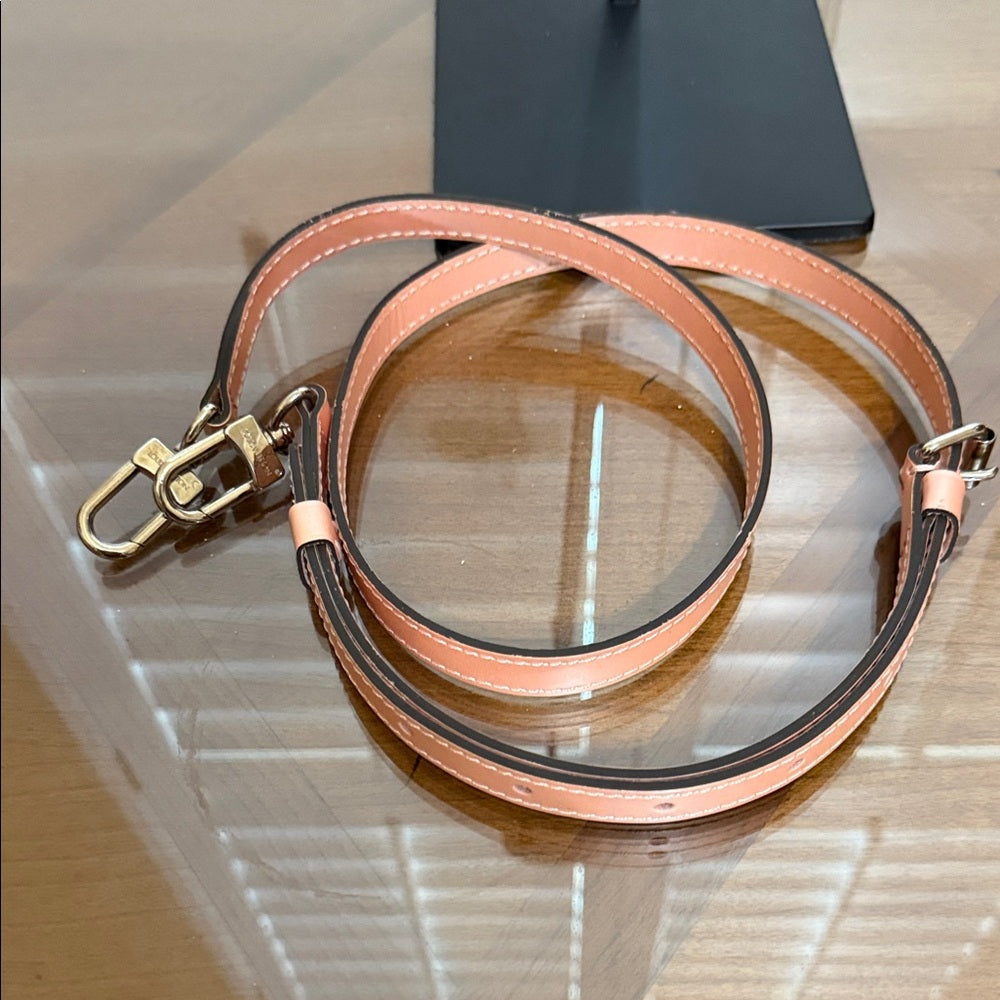 Louis Vuitton Pink Leather Bag Strap