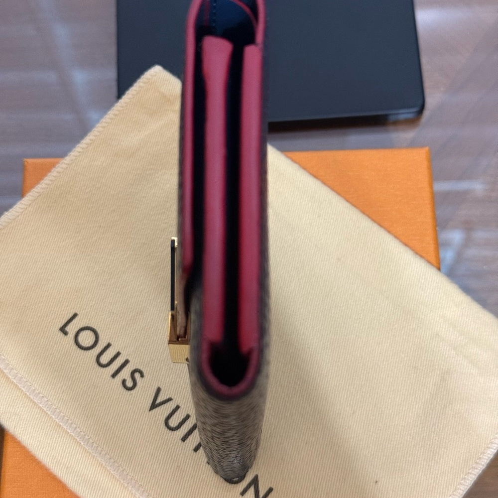 Louis Vuitton Portefeuille Capucines Marine Rouge Wallet
