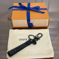 New Louis Vuitton Graphite Monogram Key Holder