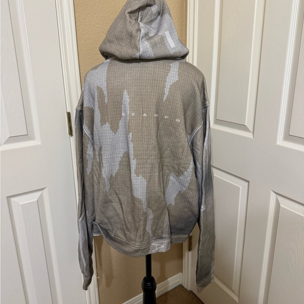 Stampd Two-Tone Gray and Tan Sweatshirt