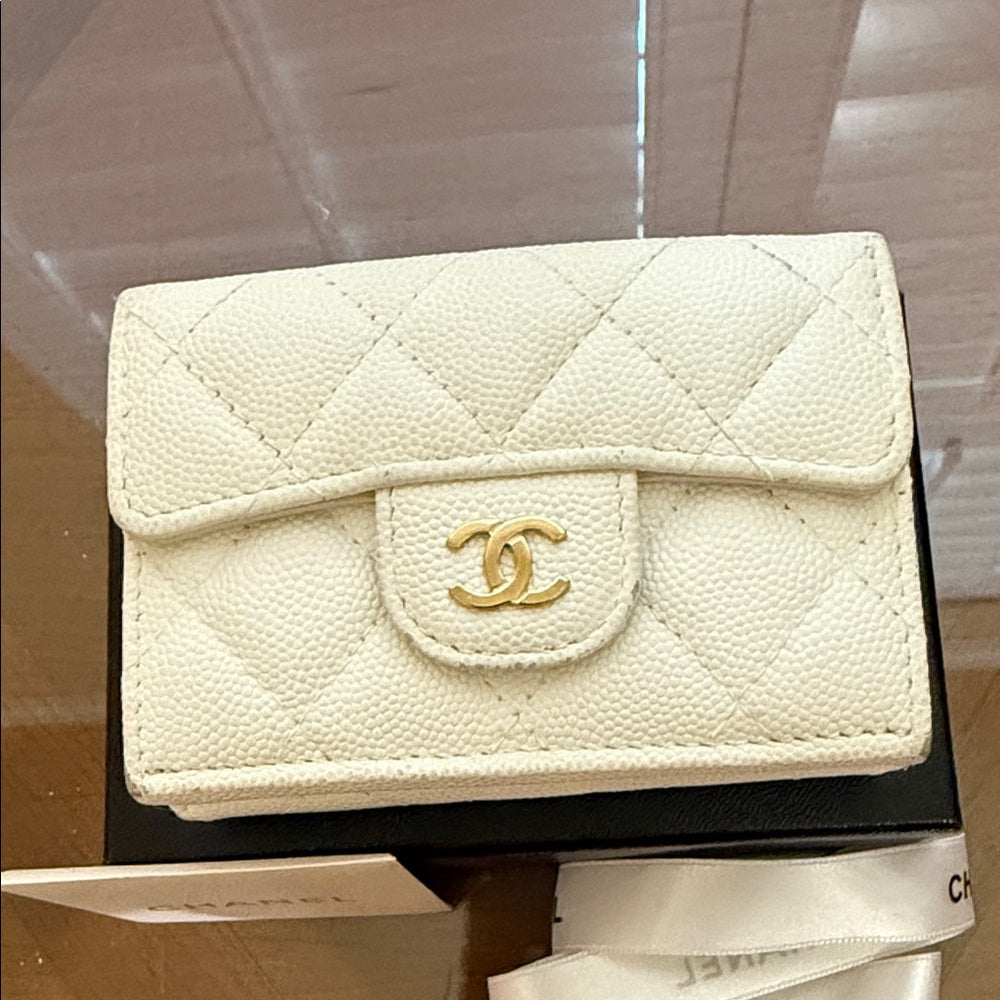 Chanel White Caviar Quilted Trifold Wallet