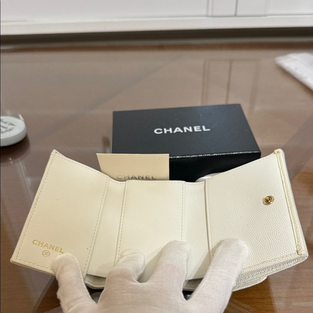 Chanel White Caviar Quilted Trifold Wallet