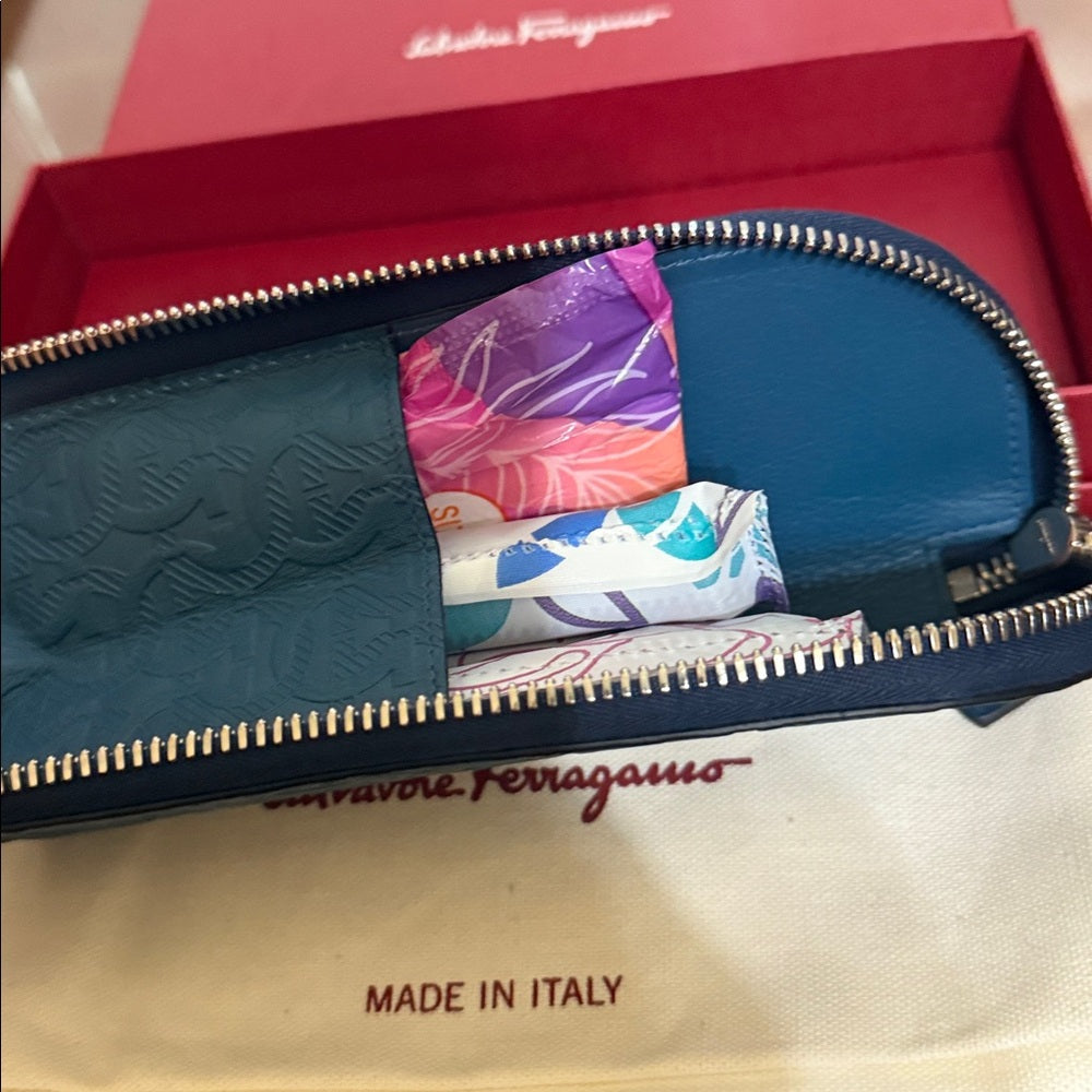 New Salvatore Ferragamo Teal Embossed Leather Case