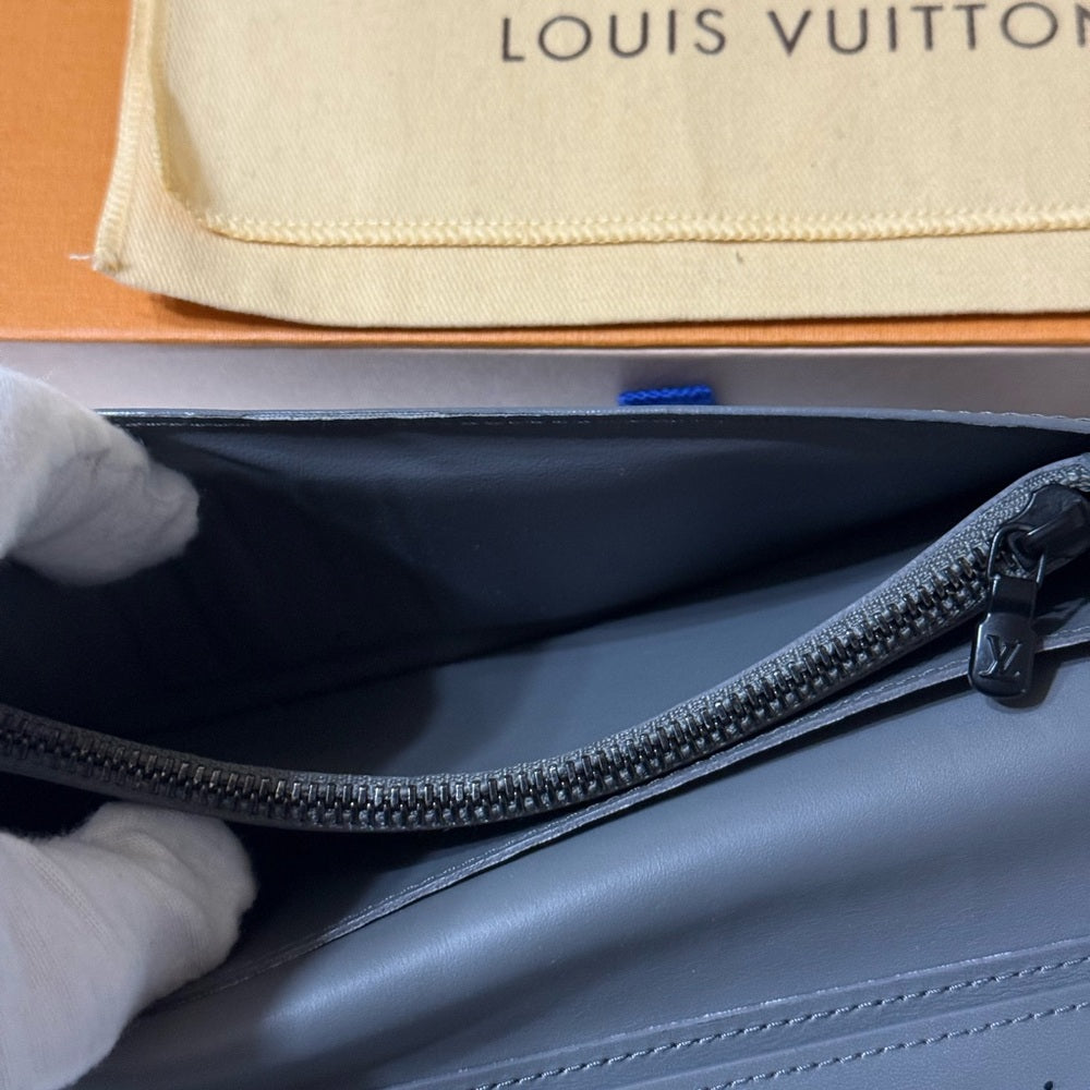 Louis Vuitton Empreinte Shadow Portefeiulle Brazza Wallet