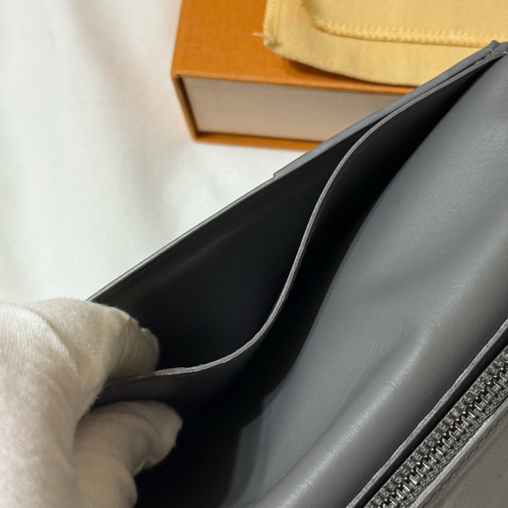 Louis Vuitton Empreinte Shadow Portefeiulle Brazza Wallet