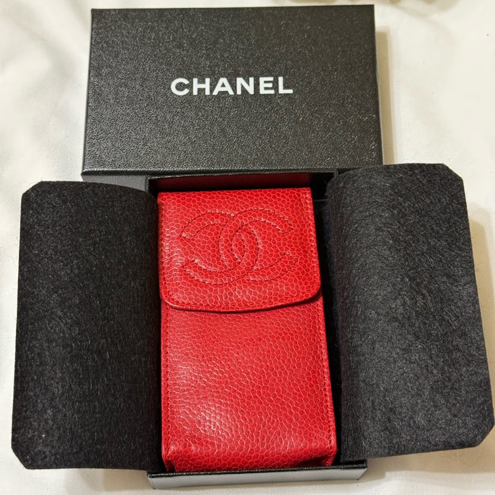 CHANEL Vibrant Red Caviar Leather Case With Chain