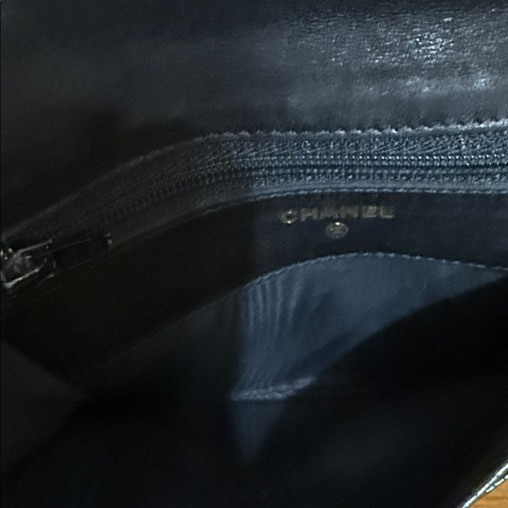 CHANEL Black Grained Calfskin Bifold Wallet on Chain