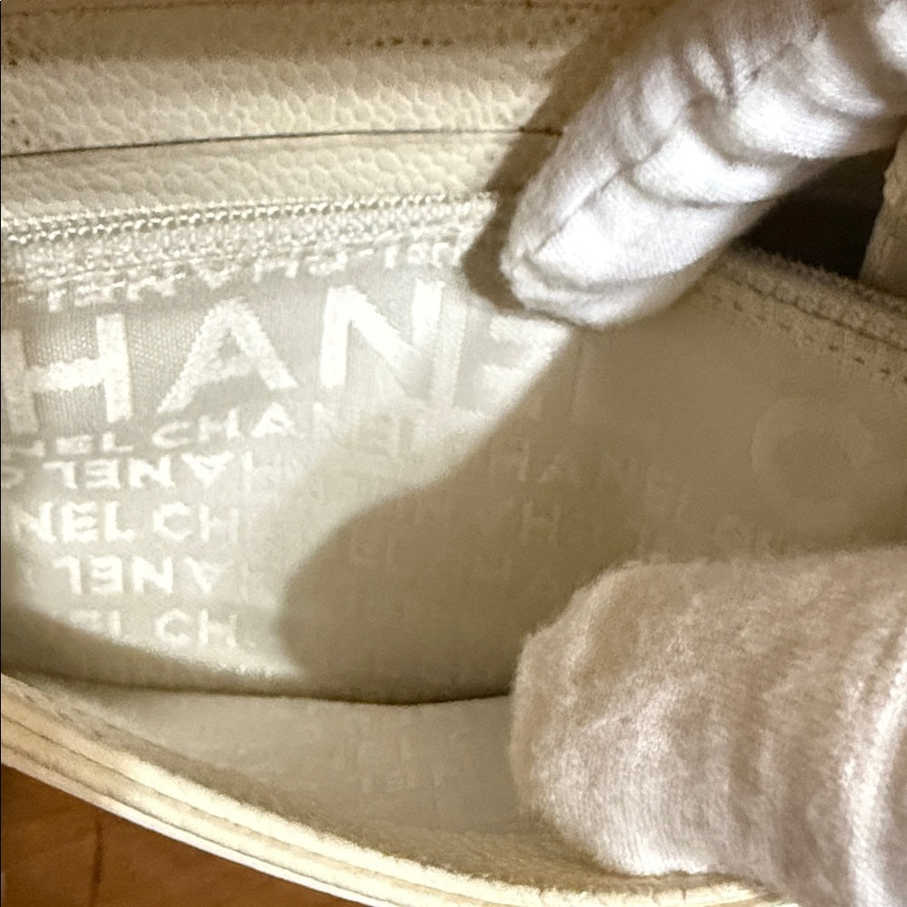 CHANEL Ivory Grained Leather Wild Stitch Wallet