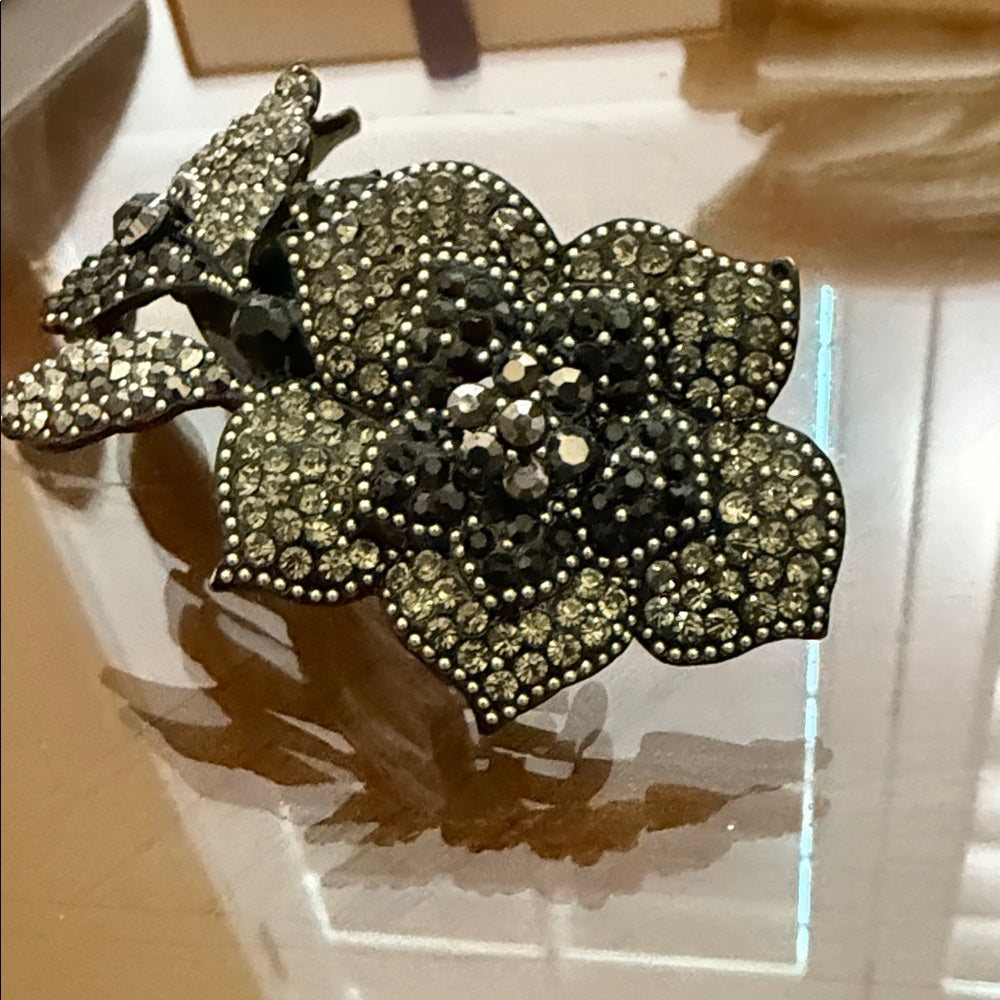 Swarovski Crystal Black and Silver Floral Hair Accessory