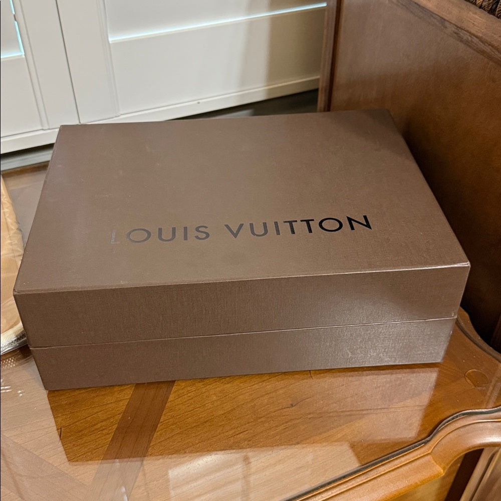 Louis Vuitton GM Monogram Makeup & Brush Trousseau