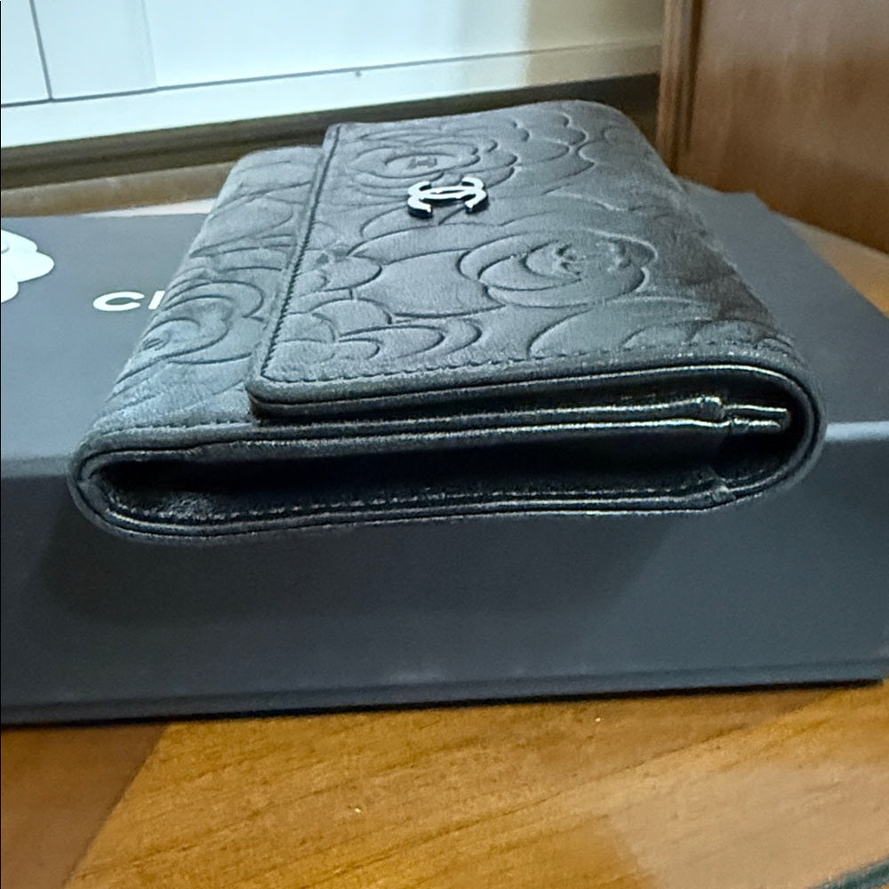 CHANEL Black Lambskin Camellia Embossed Long Bifold Wallet