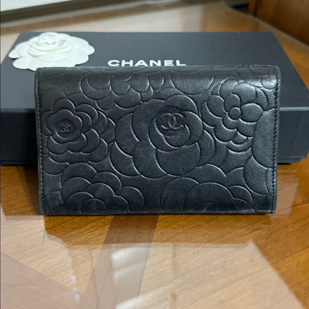 CHANEL Black Lambskin Camellia Embossed Long Bifold Wallet